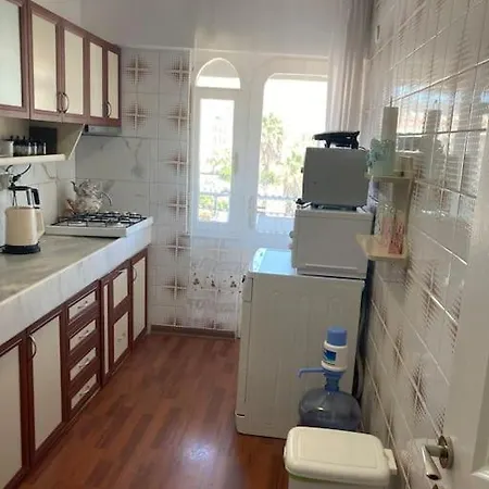 Sea View Flat By The Beach * 马尔马里斯