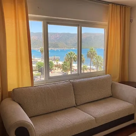Sea View Flat By The Beach * 马尔马里斯