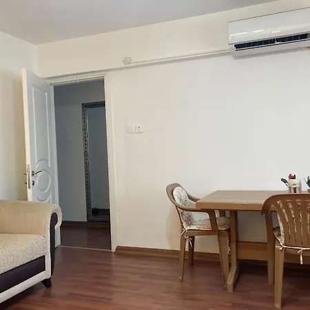 Sea View Flat By The Beach Daire *